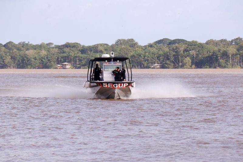 Governo entrega primeiros veículos blindados para segurança pública do Pará <div class='credito_fotos'>Foto: Ricardo Amanajás / Ag. Pará | <a href='/midias/2020/originais/7135_c9b15470-573b-6110-9dcd-d58ea4c9712f.jpg' download><i class='fa-solid fa-download'></i> Download</a></div>