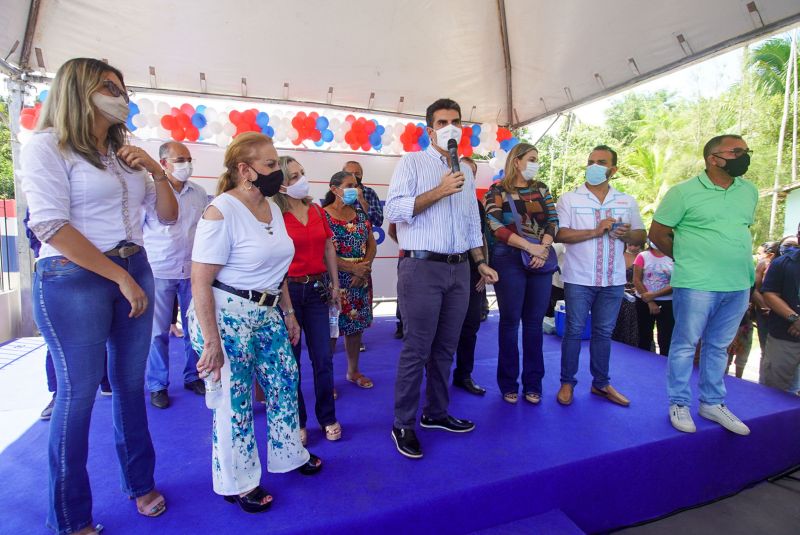 150 estudantes de Salvaterra foram beneficiados com a entrega da Escola de Ensino Fundamental Condeixa. A unidade escolar resulta de uma parceria entre a prefeitura municipal e o Governo do Estado, por meio da Secretaria de Estado de Educação <div class='credito_fotos'>Foto: Marco Santos / Ag. Pará | <a href='/midias/2020/originais/7138_178e00f7-e173-5dec-fe6f-d01bce814e3d.jpg' download><i class='fa-solid fa-download'></i> Download</a></div>