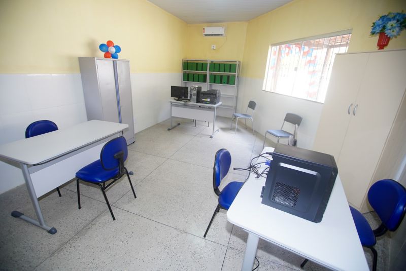 150 estudantes de Salvaterra foram beneficiados com a entrega da Escola de Ensino Fundamental Condeixa. A unidade escolar resulta de uma parceria entre a prefeitura municipal e o Governo do Estado, por meio da Secretaria de Estado de Educação <div class='credito_fotos'>Foto: Marco Santos / Ag. Pará | <a href='/midias/2020/originais/7138_41fa9373-eb6b-1baf-8d0b-a4b303fe64de.jpg' download><i class='fa-solid fa-download'></i> Download</a></div>