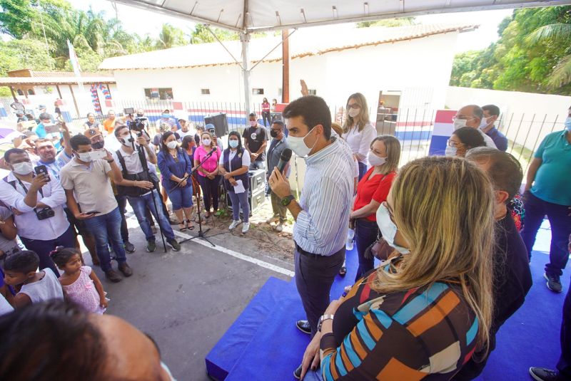 150 estudantes de Salvaterra foram beneficiados com a entrega da Escola de Ensino Fundamental Condeixa. A unidade escolar resulta de uma parceria entre a prefeitura municipal e o Governo do Estado, por meio da Secretaria de Estado de Educação <div class='credito_fotos'>Foto: Marco Santos / Ag. Pará | <a href='/midias/2020/originais/7138_81941640-6168-ce00-7558-9894a8b91dc2.jpg' download><i class='fa-solid fa-download'></i> Download</a></div>