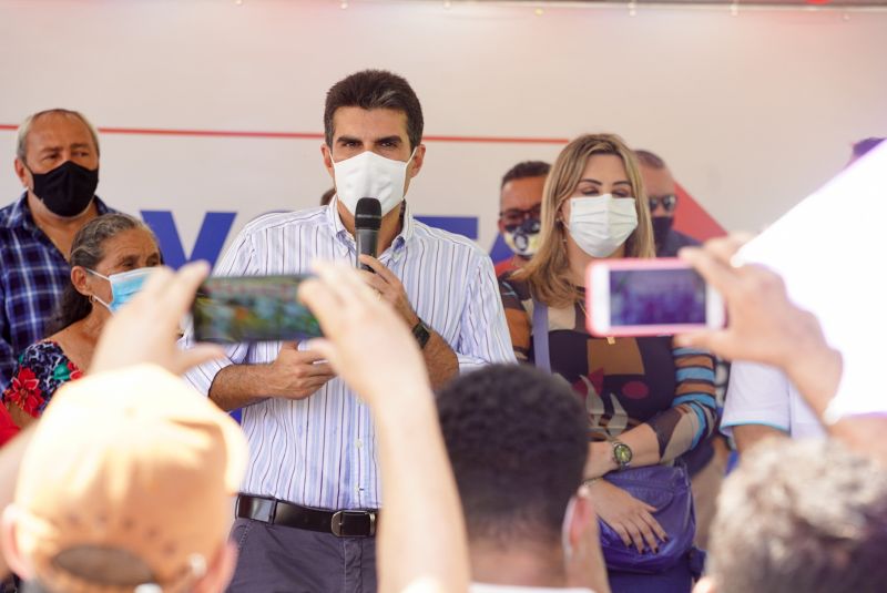 150 estudantes de Salvaterra foram beneficiados com a entrega da Escola de Ensino Fundamental Condeixa. A unidade escolar resulta de uma parceria entre a prefeitura municipal e o Governo do Estado, por meio da Secretaria de Estado de Educação <div class='credito_fotos'>Foto: Marco Santos / Ag. Pará | <a href='/midias/2020/originais/7138_90b44514-cf57-0eec-b841-0638c8c6ca84.jpg' download><i class='fa-solid fa-download'></i> Download</a></div>