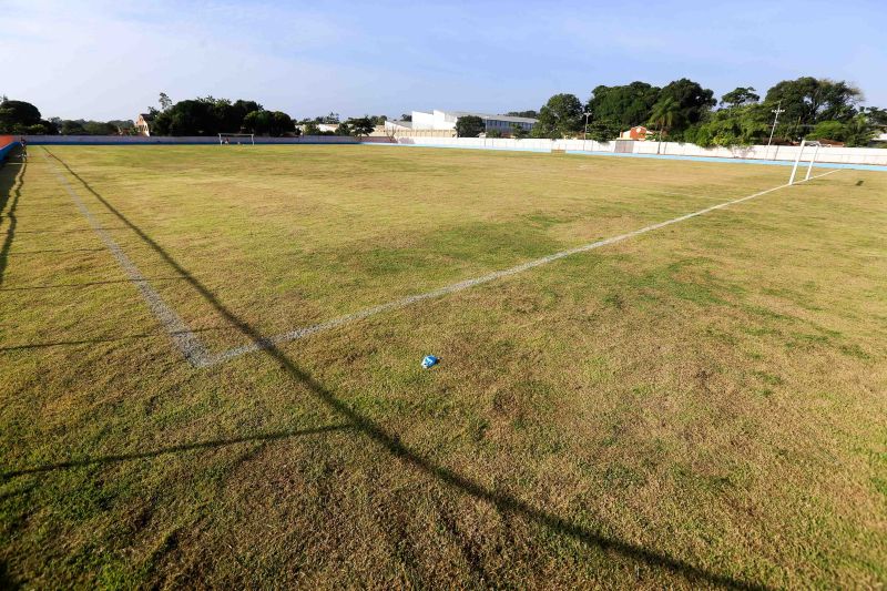 Inauguração do Estádio Municipal Begozão - Benevides <div class='credito_fotos'>Foto: Jader Paes / Agência Pará | <a href='/midias/2020/originais/7147_b88ccc79-f36c-bc0f-d74d-60476c103569.jpg' download><i class='fa-solid fa-download'></i> Download</a></div>