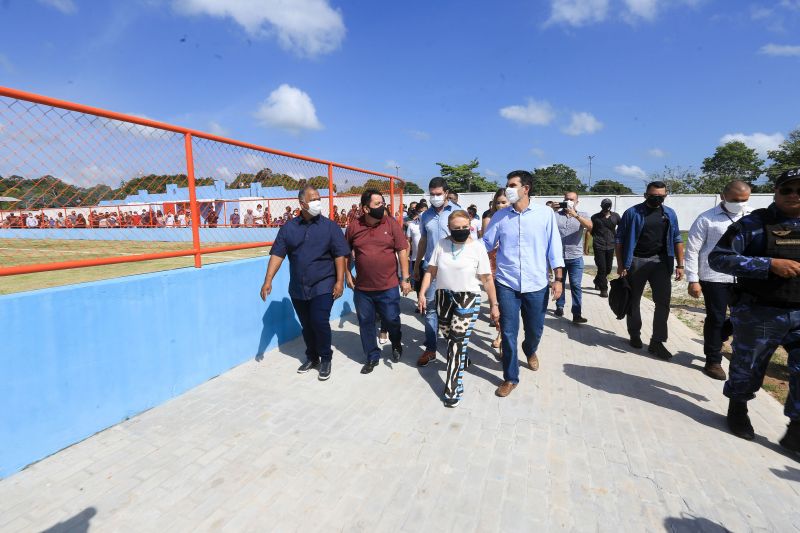 Inauguração do Estádio Municipal Begozão - Benevides <div class='credito_fotos'>Foto: Jader Paes / Agência Pará | <a href='/midias/2020/originais/7147_bf0b9839-0725-f384-9755-c028b250e513.jpg' download><i class='fa-solid fa-download'></i> Download</a></div>