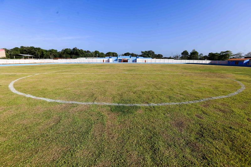 Inauguração do Estádio Municipal Begozão - Benevides <div class='credito_fotos'>Foto: Jader Paes / Agência Pará | <a href='/midias/2020/originais/7147_f59cde50-0965-9d62-d496-63e8f87bcee6.jpg' download><i class='fa-solid fa-download'></i> Download</a></div>