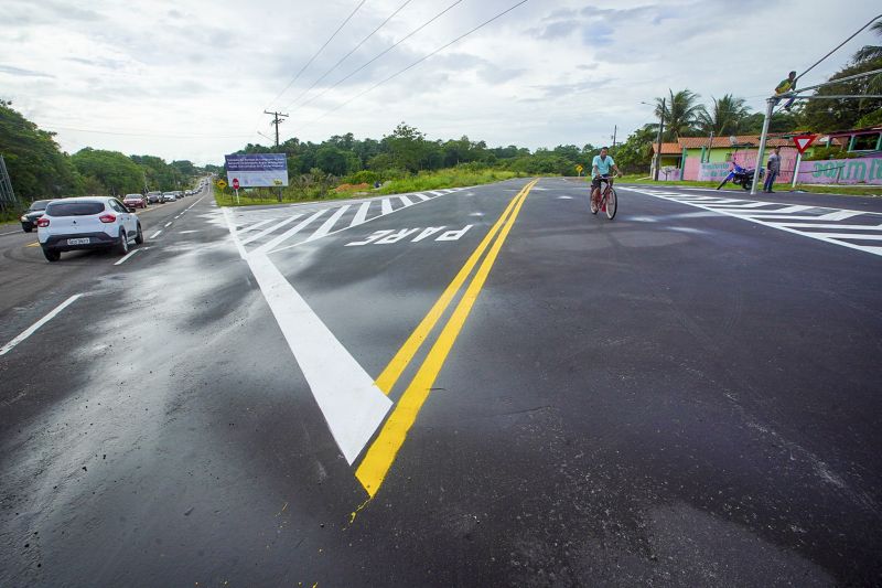 Governo inaugura Nova estrada de acesso ao Aeroporto de Salinas
<div class='credito_fotos'>Foto: Marco Santos / Ag. Pará | <a href='/midias/2020/originais/7157_9c4abe95-e8e5-f6f4-82a3-35668109bbc0.jpg' download><i class='fa-solid fa-download'></i> Download</a></div>