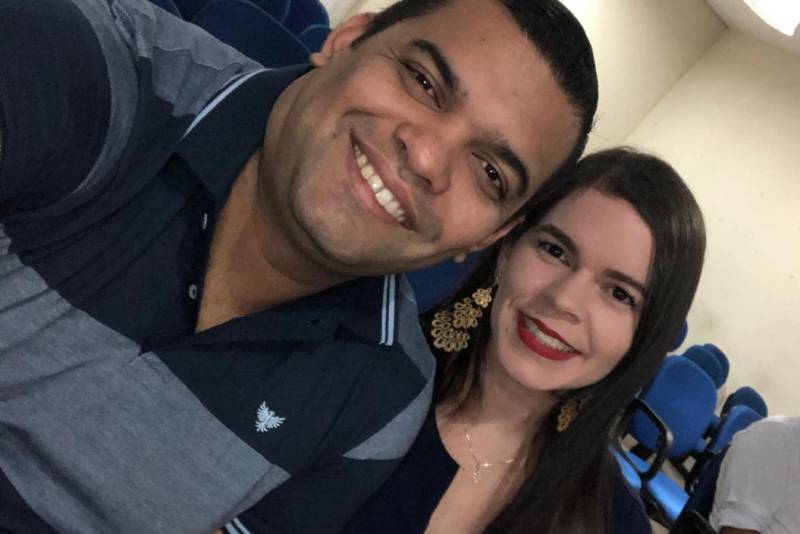 O casal Lívia e Thiago Carvalho tetetet