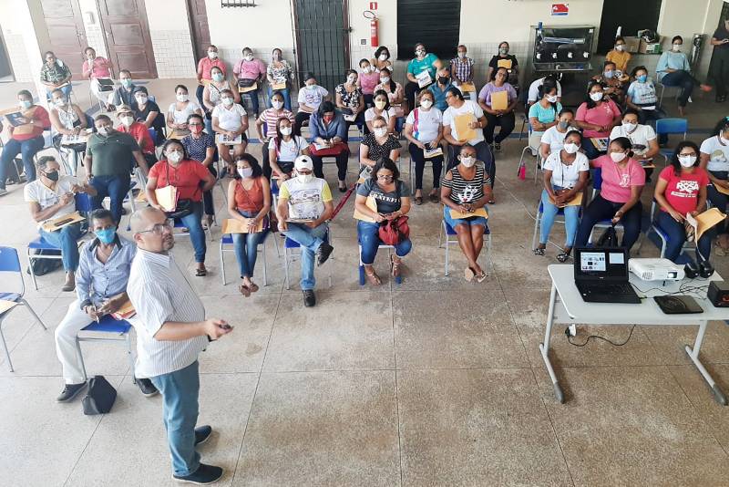 Palestra sobre o Programa Estadual de Qualidade do Açaí e Noções sobre Doença de Chagas no Acará