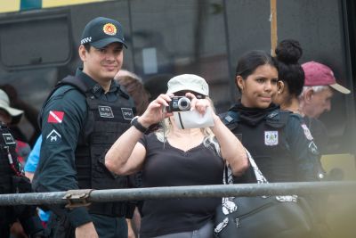 notícia: Polícia Militar garante segurança de cerca de 1,4 mil turistas estrangeiros