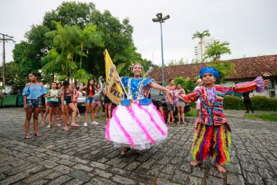 notícia: 'Crias do Curro Velho' aceleram o ritmo da preparação para o desfile em fevereiro