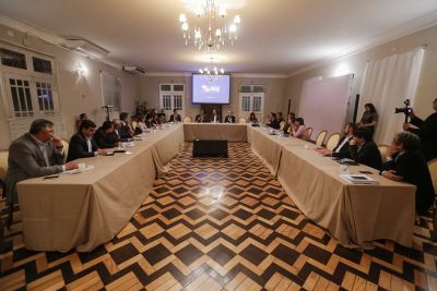 notícia: Governo começa a definir ações do TerPaz para 2020