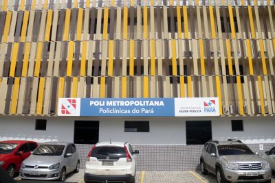 notícia: Em apenas um dia, Policlínica Metropolitana atende 380 pacientes com sintomas de Covid-19