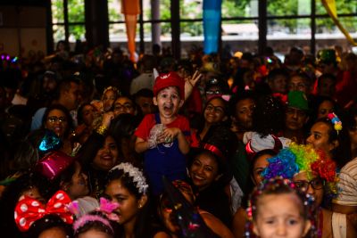 galeria: Bailinho de Carnaval da Estação reúne quase 3 mil crianças e adultos