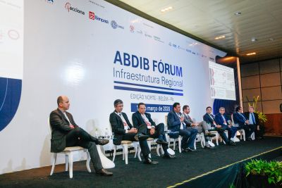 notícia: Governo do Pará apresenta projetos no Fórum Infraestrutura Regional