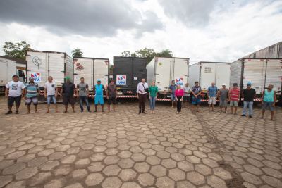 notícia: 'Caminhoneiros que transportam cargas não estão proibidos de entrar no Pará', reafirma governador