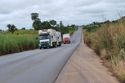notícia: Setran atua em 31 frentes de trabalho em 17 rodovias do Pará