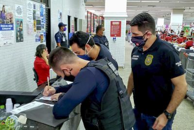 notícia: Operação adverte pessoas que descumpriram decreto e fiscaliza cemitérios