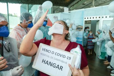 notícia: Em 15 meses, Hospital de Campanha, no Hangar, atende mais de 7 mil