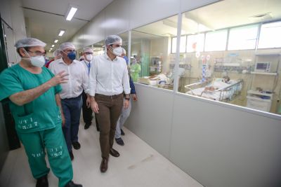 galeria: Governo amplia leitos na região oeste e assina convênio para análise de exames de Covid-19