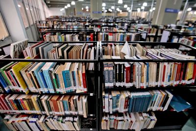 notícia: Dia do Bibliotecário enaltece profissional mediador de informações