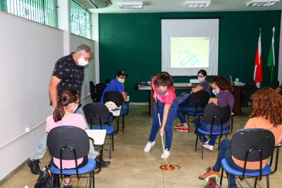 notícia: Ideflor-Bio promove workshop sobre ararajubas e serpentes para universitários
