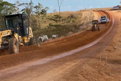 notícia: Setran firma convênios com prefeituras para desenvolver área de transportes e logística  