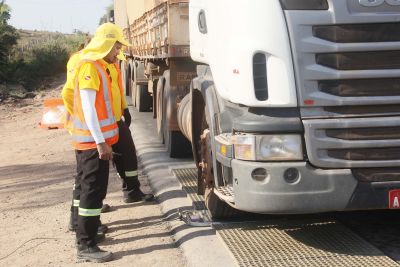 notícia: Balanças flagram quase 600 veículos com excesso de peso na PA-150.