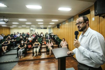 notícia: Escola de Governança realiza aula inaugural de pós-graduação em Gestão Pública