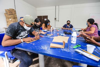 notícia: TerPaz leva oficinas e fomenta o empreendedorismo a moradores do Benguí   