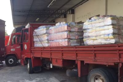 notícia: Governo do Pará envia ao Amapá mais de 3 mil cestas de alimentos e 13 mil litros de água