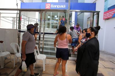 notícia: "Renda Pará" já pagou mais de R$ 41 milhões a mais de 400 mil famílias de baixa renda no Pará
