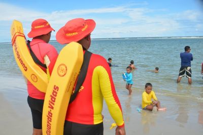 notícia: Bombeiros dão dicas de segurança para curtir as férias nos rios do Pará