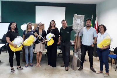 notícia: Doação de equipamentos reforça prevenção a incêndios em UCs