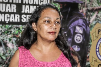 notícia: Polícia Civil emite carteira de identidade para vítimas de incêndio do bairro de Fátima 