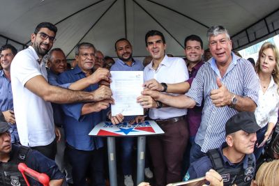 notícia: Governo assina ordem de serviço de drenagem, terraplenagem, pavimentação e sinalização em Ananindeua