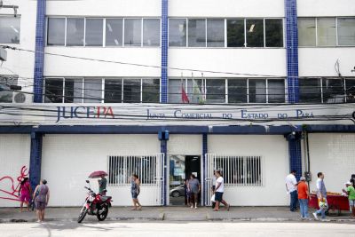 notícia: Advogados e contadores podem declarar a autenticidade de documentos na Jucepa