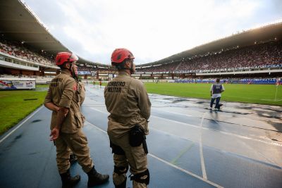 notícia: Mais de 580 policiais e bombeiros militares serão mobilizados para jogos no Mangueirão