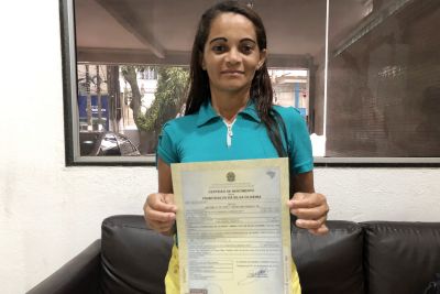 notícia: “Com a minha certidão, vou voltar a estudar”, revela catadora que emitiu documento pelo TerPaz