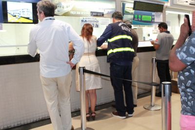 notícia: Sefa fiscaliza emissão de bilhetes de passagem eletrônicos