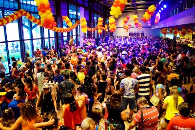 notícia: Estação promove baile de Carnaval para toda a família na próxima terça-feira (25)