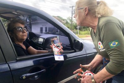 notícia: Agentes de educação do Detran orientam motoristas na PA-140