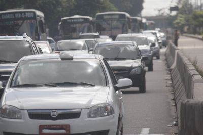 notícia: Descontos de IPVA para finais de placa 43 a 63 vão até segunda-feira (9)