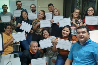notícia: Escola de Governança forma mais de 200 servidores