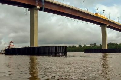 notícia: Setran vai concluir instalação de dolfins de proteção na ponte sobre o Rio Acará