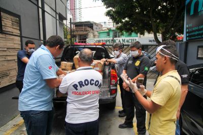 notícia: Estabelecimento é autuado por vender máscaras com preços abusivos