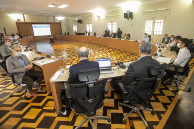 notícia: Estado flexibiliza arrecadação de tributos e faz apelo por manutenção de empregos