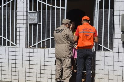 notícia: Bombeiros e Defesa Civil Estadual divulgam segunda lista de beneficiados do Programa Recomeçar