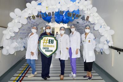 notícia: Hospital Regional de Santarém homenageia profissionais da enfermagem