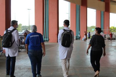 notícia: Equipe do Hospital do Coração de São Paulo visita unidades de acolhimento da Seaster