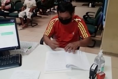 notícia: Agricultores vulneráveis de Santarém Novo recebem crédito rural durante pandemia