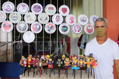 notícia: Abrigados do Mangueirão produzem desenho e pintura durante quarentena
